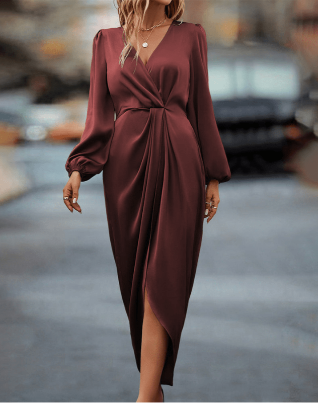 Marguerite | Chic Crossed Dress with Long Sleeves