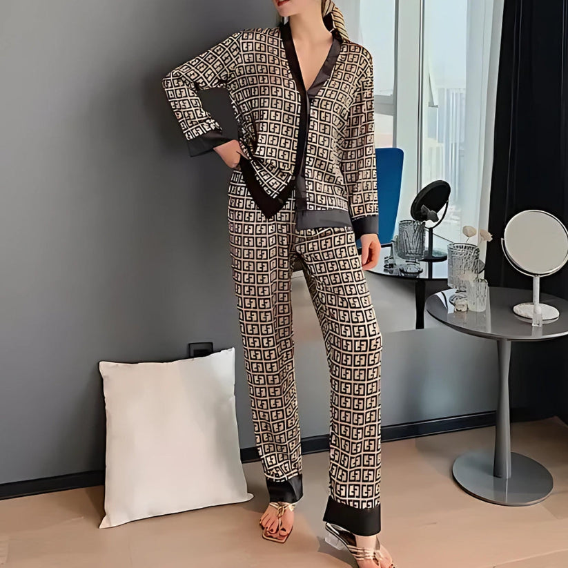 Manon | Îmbrăcăminte Lounge Chic – Design Geometric și Stil Rafinat