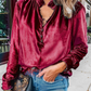 Viviane | Elegant Bluse til Kvinder – Rynket Krave og Chic Knaplukning 