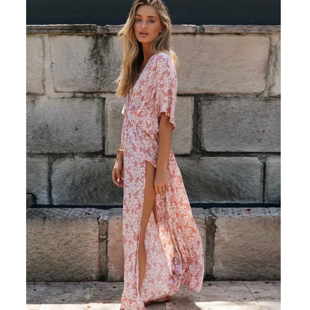 Tanya | Lange Splitjurk – Zachte Elegant en Romantische Uiterlijk 