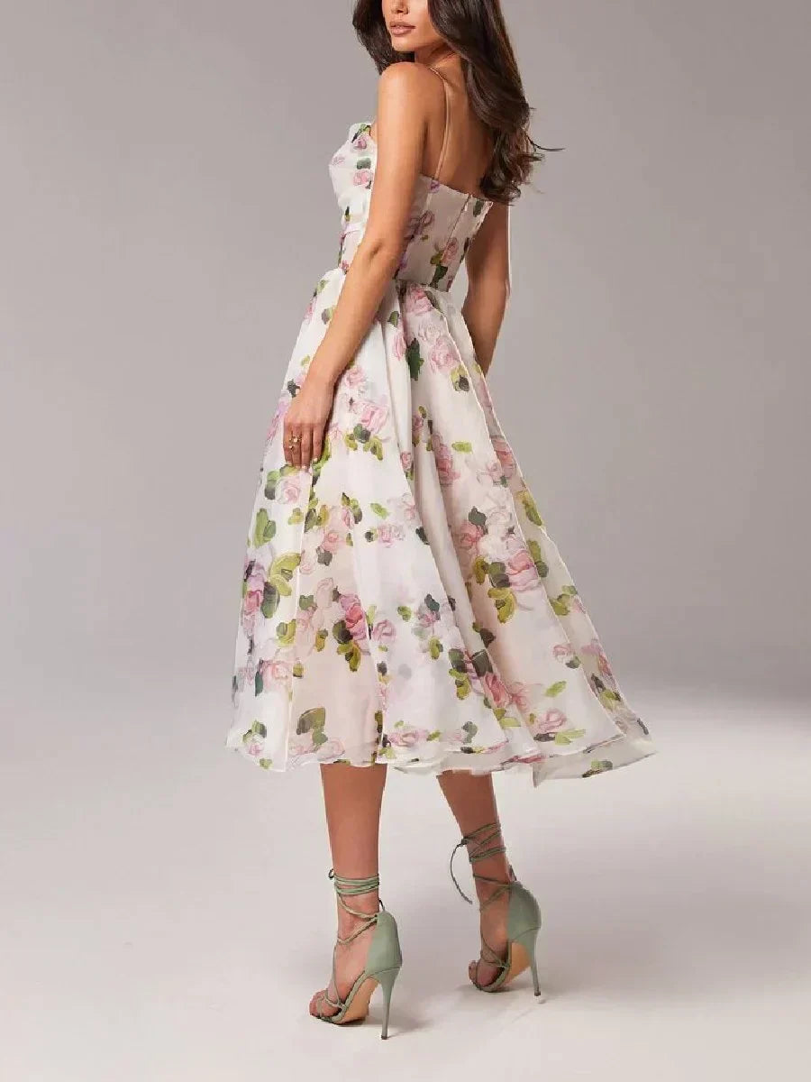 Hanaé | Midi Dress – Structured Cut and Assertive Elegance 