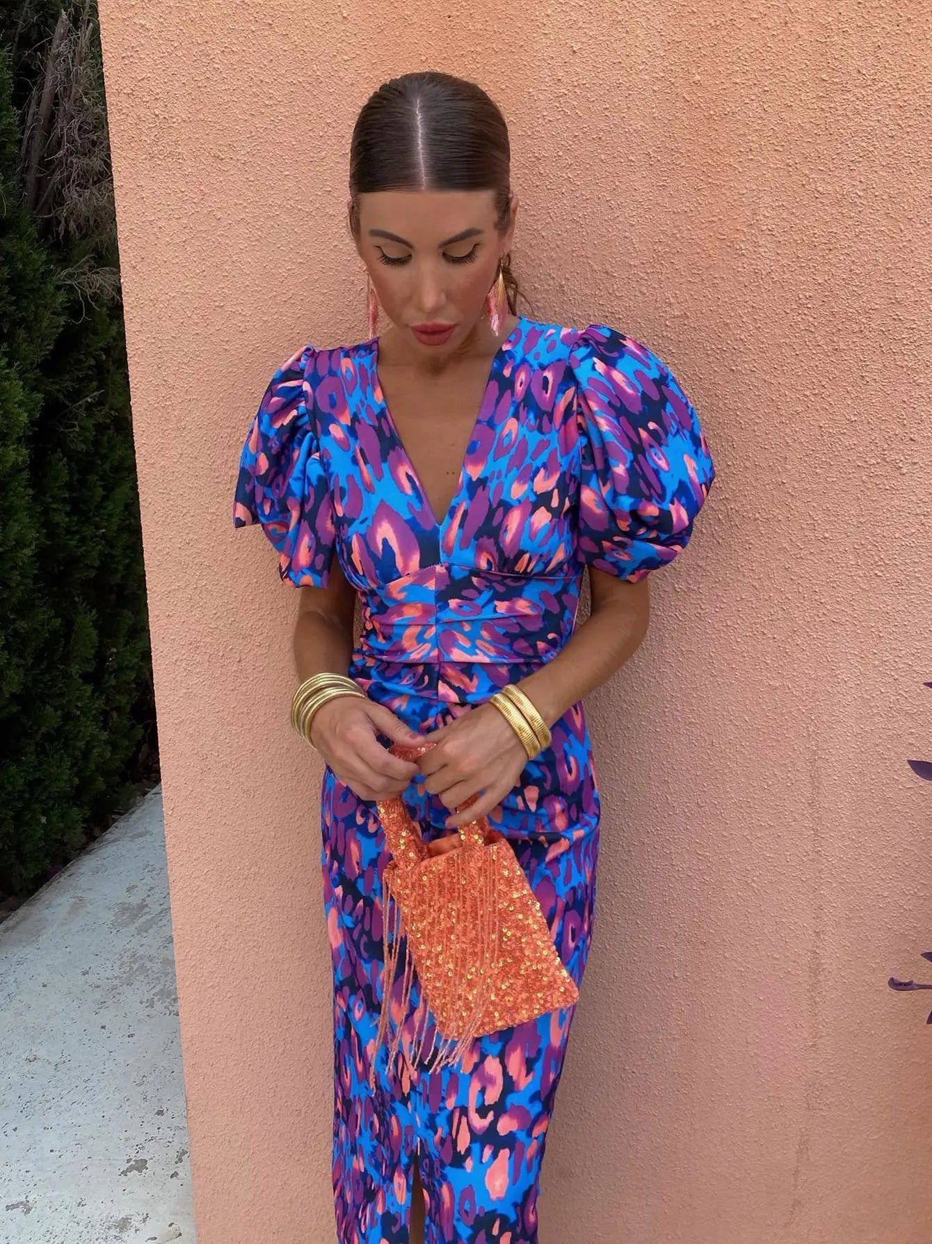 Héloïse | Fitted Dress with V-Neck – Puff Sleeves and Graphic Print 
