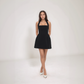 Sandra | Mini Sommerkjole – Halterneck og Flydende Volume 