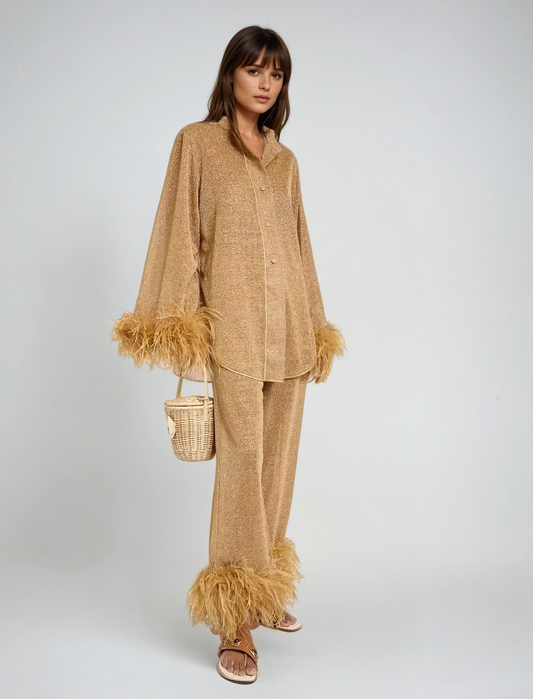 Oceana | Kvindeensemble – Detalje Fjer Og Trendy Stil 